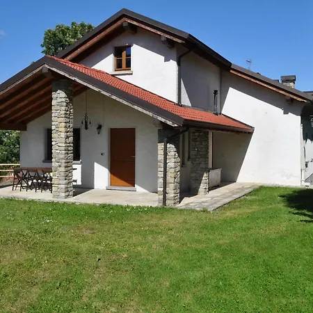 Oda ve Kahvaltı Il Casolare Bioenergetico Albareto (Parma)