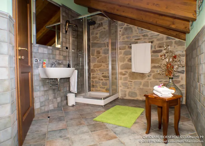 Il Casolare Bioenergetico 3* Albareto (Parma)