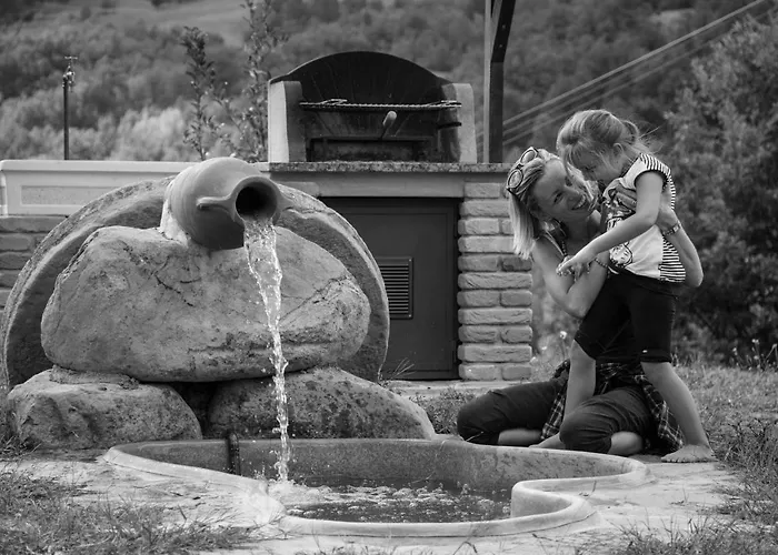 Il Casolare Bioenergetico 3* Albareto (Parma)